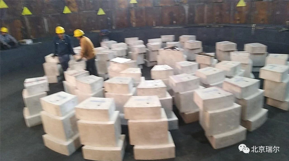 喜大普奔！ 河北縱橫豐南項(xiàng)目第一座4號(hào)高爐爐底 瑞爾陶瓷墊以優(yōu)異質(zhì)量通過驗(yàn)收！